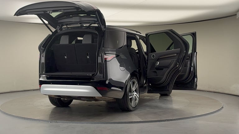 2023 Land Rover Discovery 3.0 D300 MHEV Metropolitan Edition SUV 5dr Diesel Auto 4WD Euro 6 (s/s)...