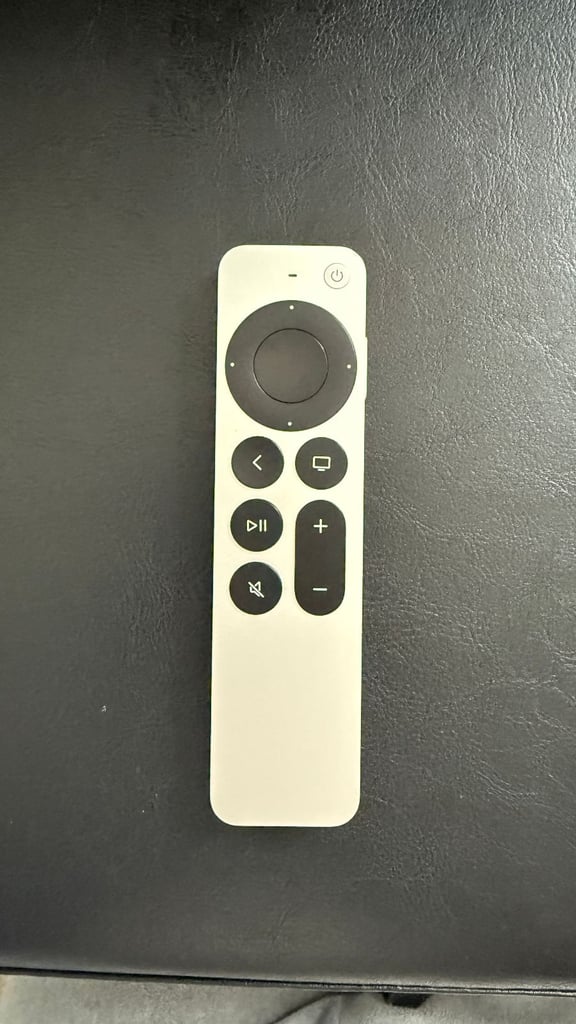 image for Apple remote 2nd Generation