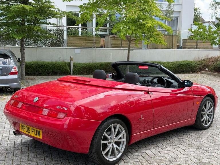 2005 Alfa Romeo Spider 2.0 JTS Lusso 2dr CONVERTIBLE Petrol Manual