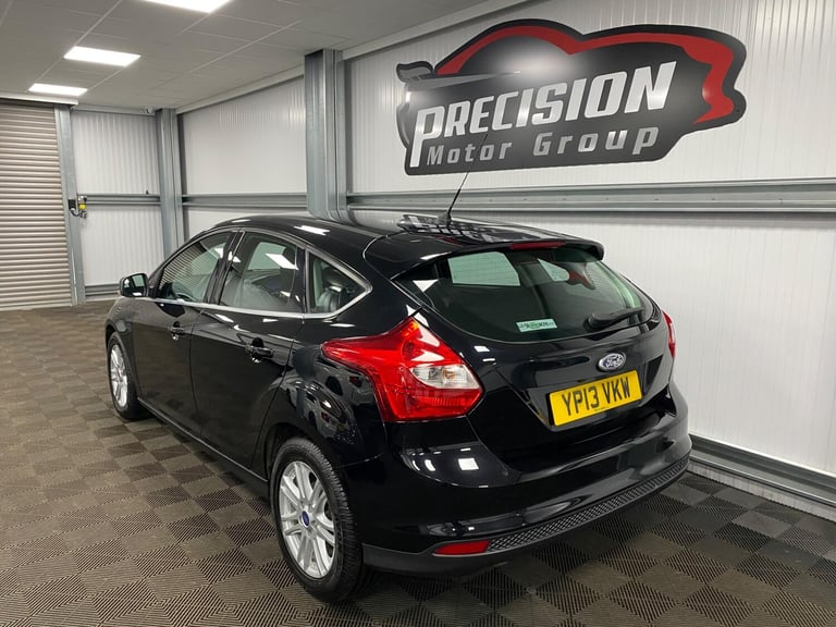  Ford Focus 1.0T EcoBoost Titanium Euro 5 (s/s) 5dr Petrol Manual