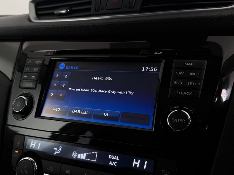 2018 Nissan Qashqai 1.6 DIG-T N-Connecta Euro 6 (s/s) 5dr HATCHBACK Petrol Manual