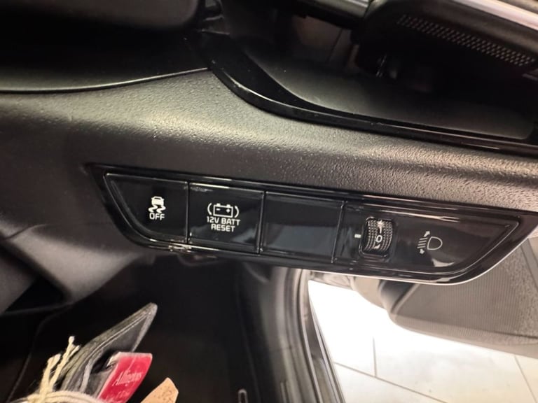  Kia Niro 1.6 GDi Hybrid 2 5dr DCT Petrol/Electric Hybrid