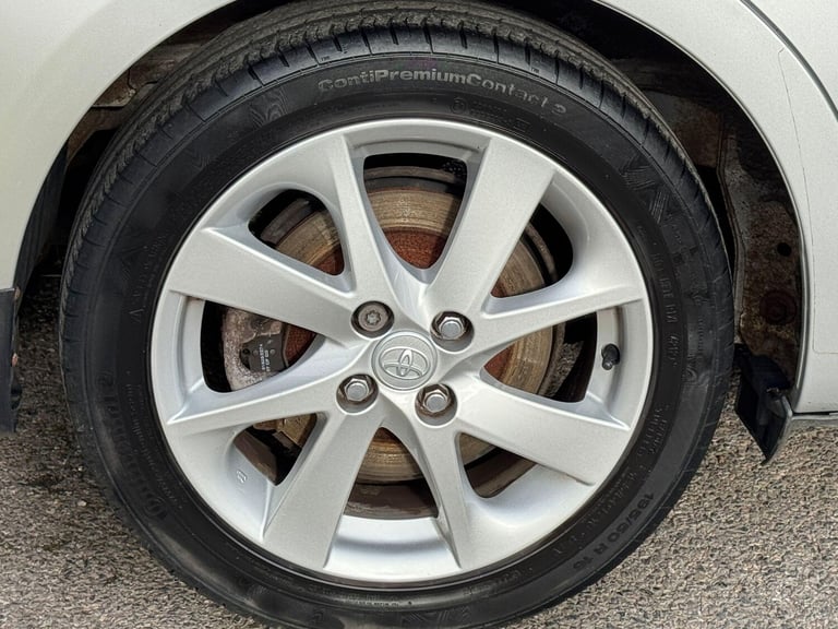  Toyota Yaris 1.5 VVT-h T Spirit CVT Euro 5 5dr Petrol/Electric Hybrid Automatic