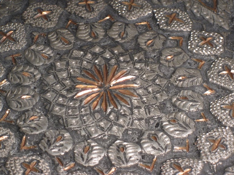 Vintage decorative Hand Hammered Metal Plate containing Copper