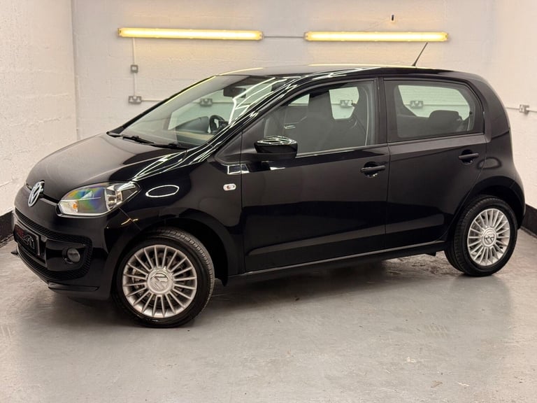 2014 Volkswagen 1.0 High UP! Petrol/Manual/5DR