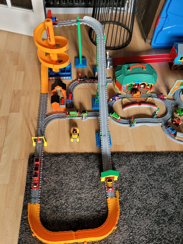 Take Along Thomas & Friends Bundle Includes Sets, Track, Diecast Trains & Friends