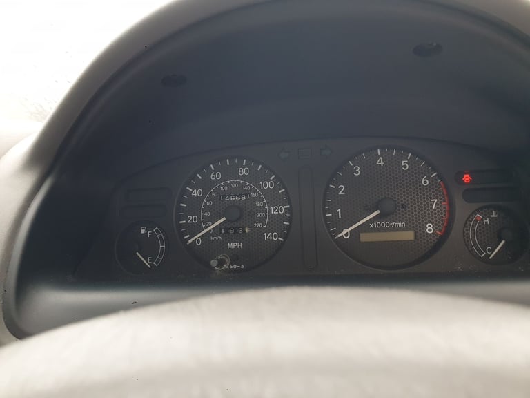 Toyota, COROLLA, Hatchback, 1998, Manual, 1587 (cc), 5 doors