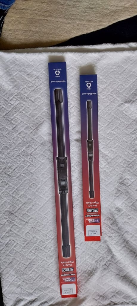 Wiper blades