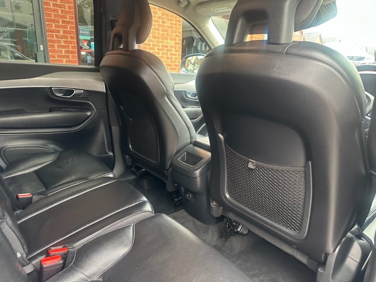 2020 Volvo XC90 2.0 B5 MHEV Momentum SUV 5dr Petrol Hybrid Auto 4WD Euro 6 (s/s) (250 ps) Automatic