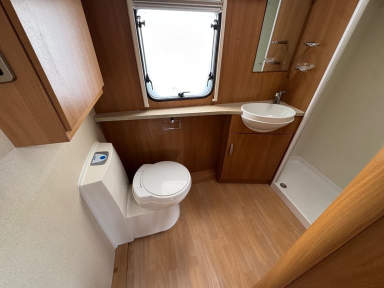 Swift Challenger 570 / 4 2010