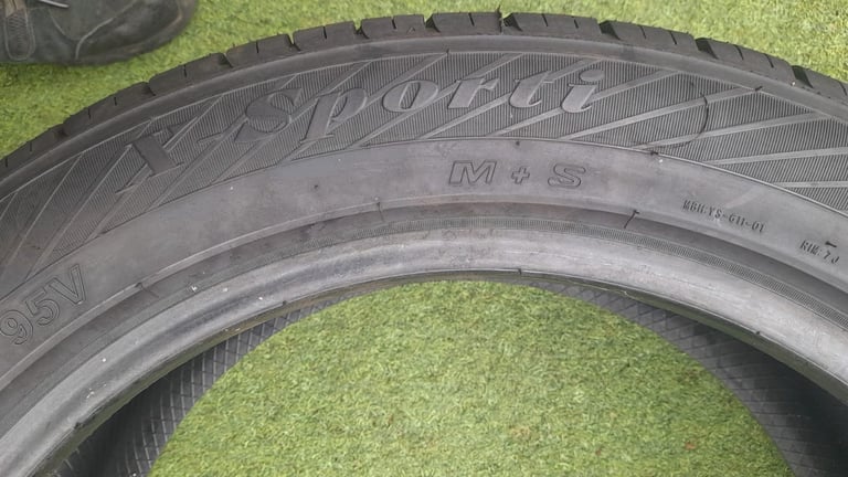 215 55 18 Tyre full Tread in West London Area