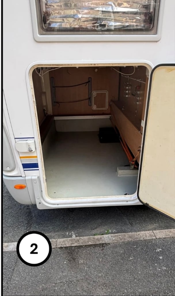 The burstner elegance 6.9 motorhome lovely condition  + £3000 of accessories 
