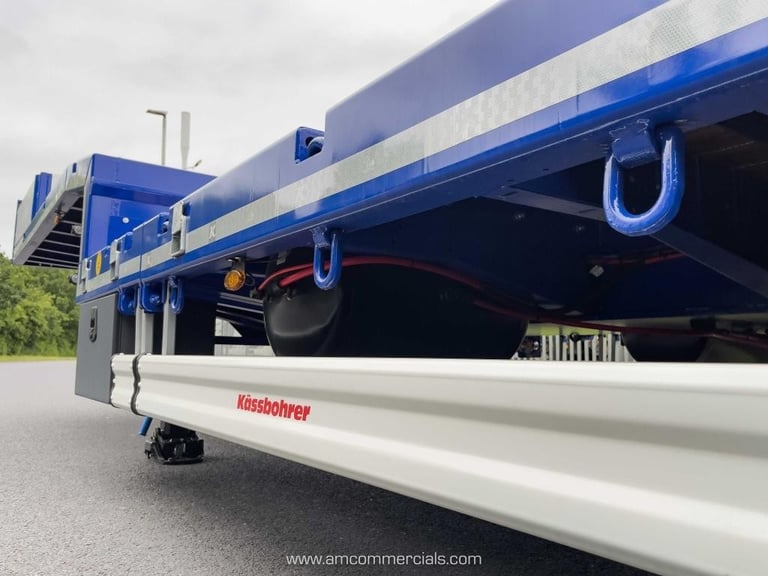 KASSBOHRER 3 AXLE EXTENDABLE LOW LOADER 52,800KG 
