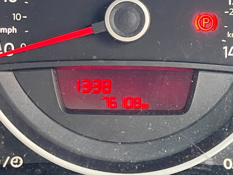 2017 Volkswagen UP! 1.0 Move up Hatchback 5dr Petrol Manual Euro 6 (s/s) (60 ps)