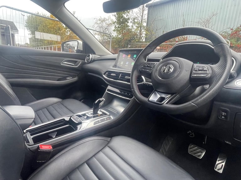2024 MG MG HS 1.5 T-GDI 16.6kWh Trophy Auto Euro 6 (s/s) 5dr ESTATE Petrol/Electric Hybrid Automatic