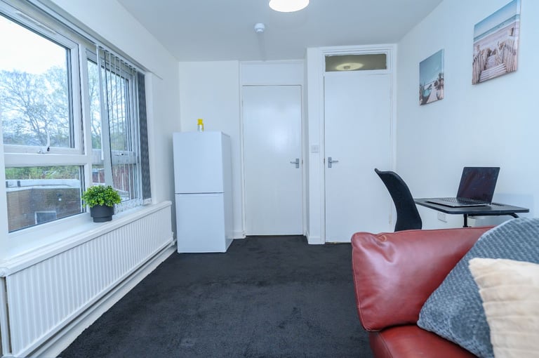 Short term stays Free parking Liverpool 