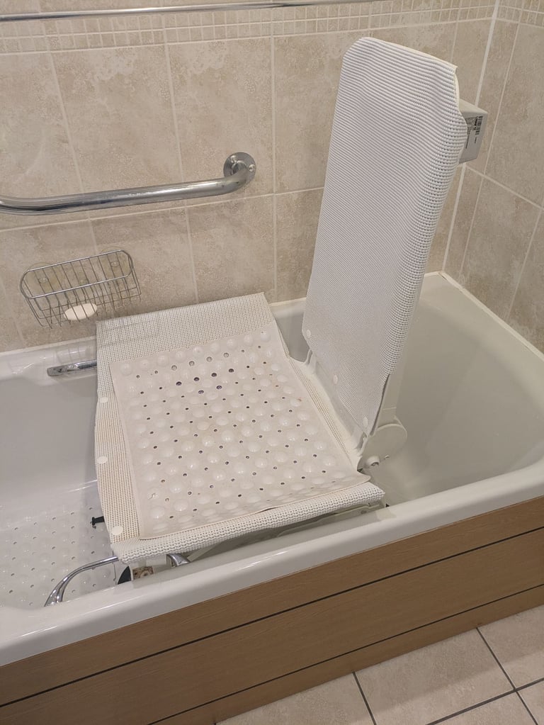 image for Battery bath lift