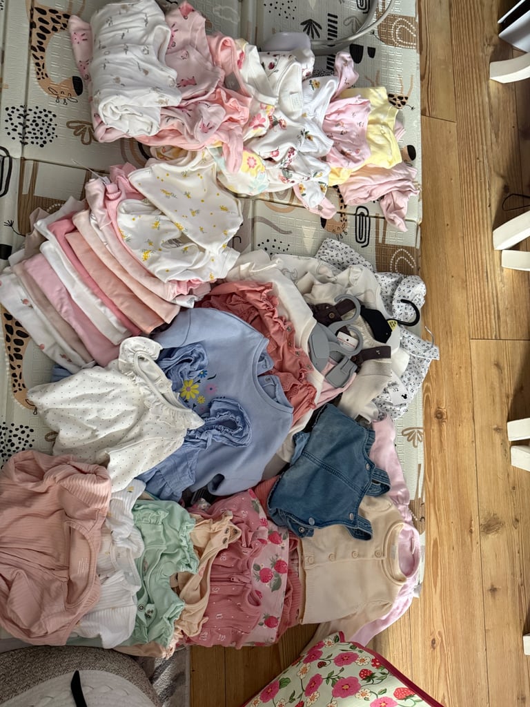 image for Bundle of girls baby clothes 0-3 months + FREE 44 pack of size 2 pampers nappies