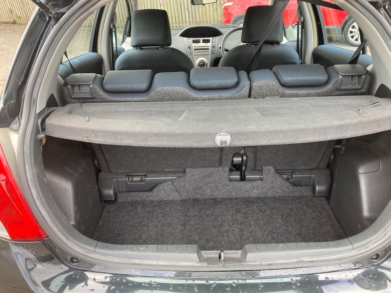 2010 Toyota Yaris 1.0 VVT-i TR 5dr HATCHBACK Petrol Manual