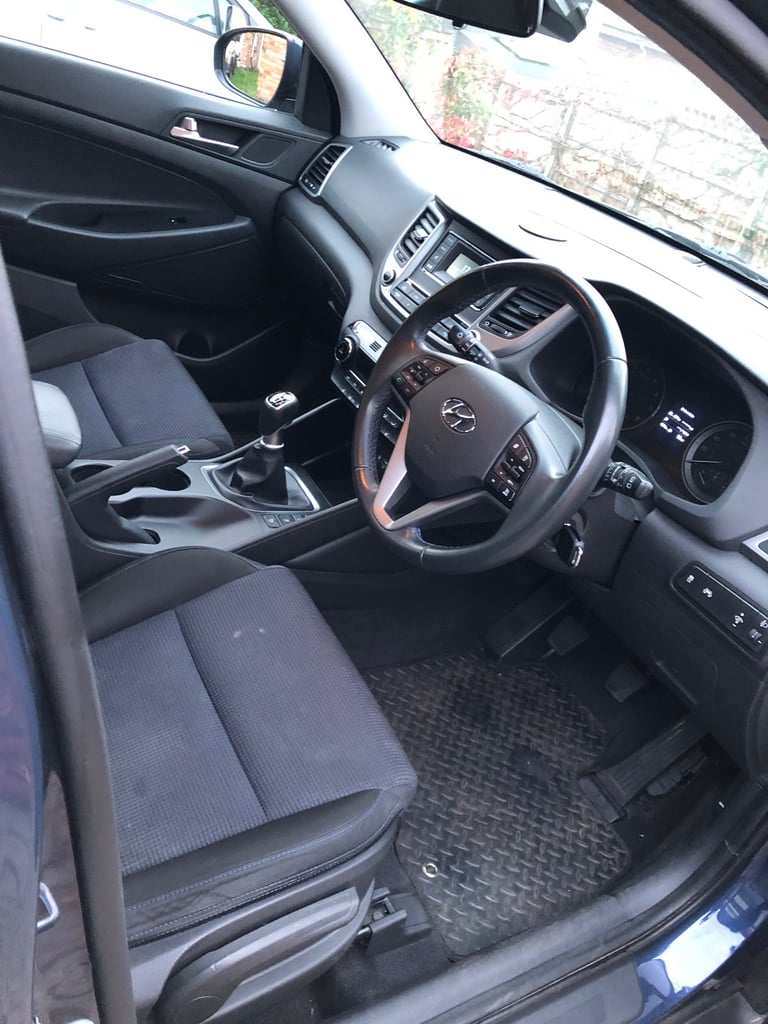 Hyundai TUCSON SE BLUE DRIVE SUV 2018 1 Owner Manual 1.6 Petrol Serviced 12 Months MOT