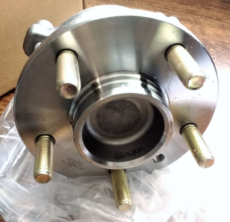 FORD MONDEO MK4 07-14 NEW WHEEL HUB BEARING KIT (REAR) NEW IN BOX