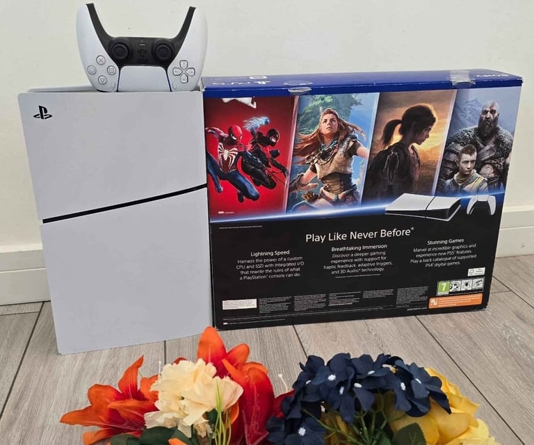 Ps5 slim  digital with controller 