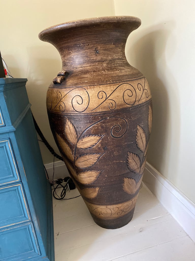 image for Large pot