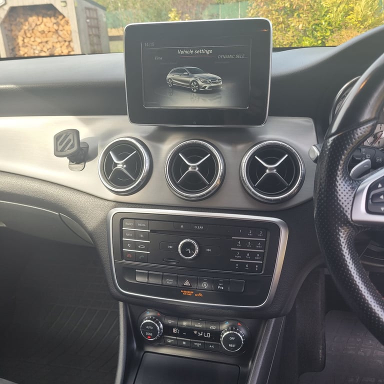 Mercedes CLA220D AMG Sport shooting brake