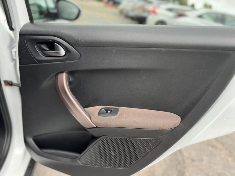  Peugeot 2008 1.6 e-HDi Allure 5dr Diesel
