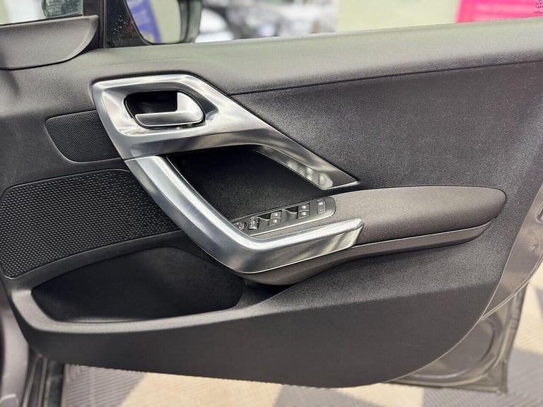 2014 Peugeot 2008 1.6 e-HDi Allure 5dr HATCHBACK DIESEL Manual