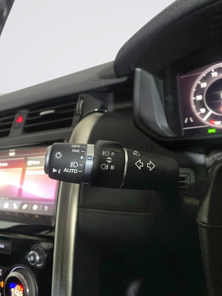 2020 Land Rover Discovery 3.0 SD6 HSE Luxury 5dr Auto ESTATE DIESEL Automatic