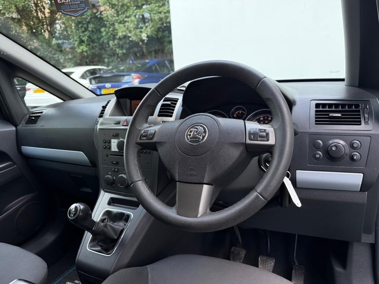 Vauxhall Zafira 1.6 Breeze Euro 4 5dr Petrol Manual - Image 15