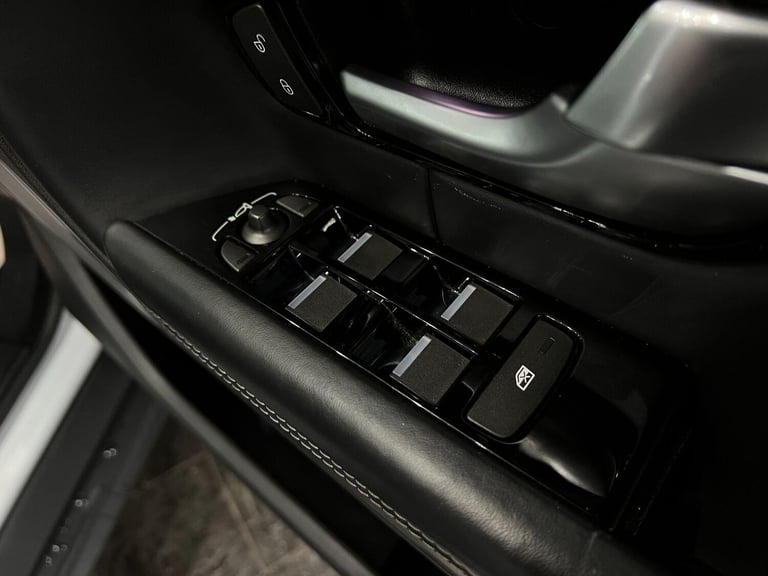 2016 Land Rover Range Rover Evoque 2.0 TD4 HSE Dynamic Auto 4WD Euro 6 (s/s) 5dr ESTATE Diesel Au...