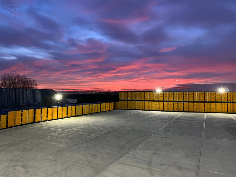 Flexible Storage Container SelfStorage, secure lock ups in Aveley