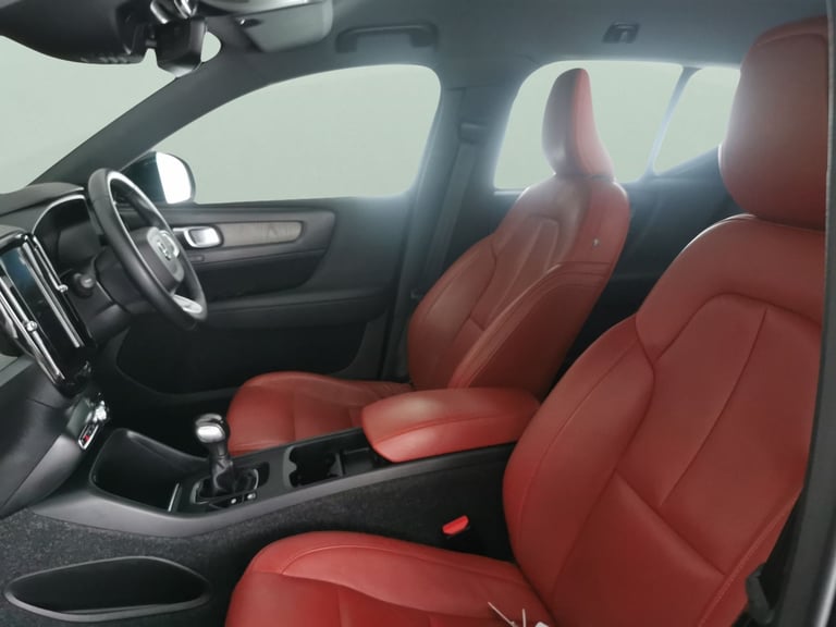 2020 Volvo XC40 1.5 T3 Inscription SUV 5dr Petrol Manual Euro 6 (s/s) (163 ps) - SENSUS SAT Suv P...
