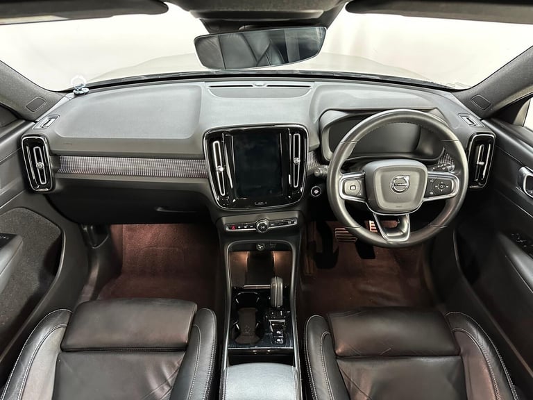  Volvo XC40 1.5h T4 Recharge 10.7kWh R-Design Auto Euro 6 (s/s) 5dr Petrol/Electric Hybrid Automatic