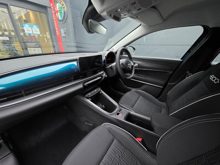 2025 Fiat 600 1.2 Hybrid 48V 5dr eDCT-6 Hatchback Petrol Automatic