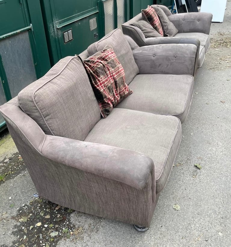 Lovely 2 and 3 Seater Sofas