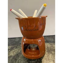 Chocolate fondue kit with box