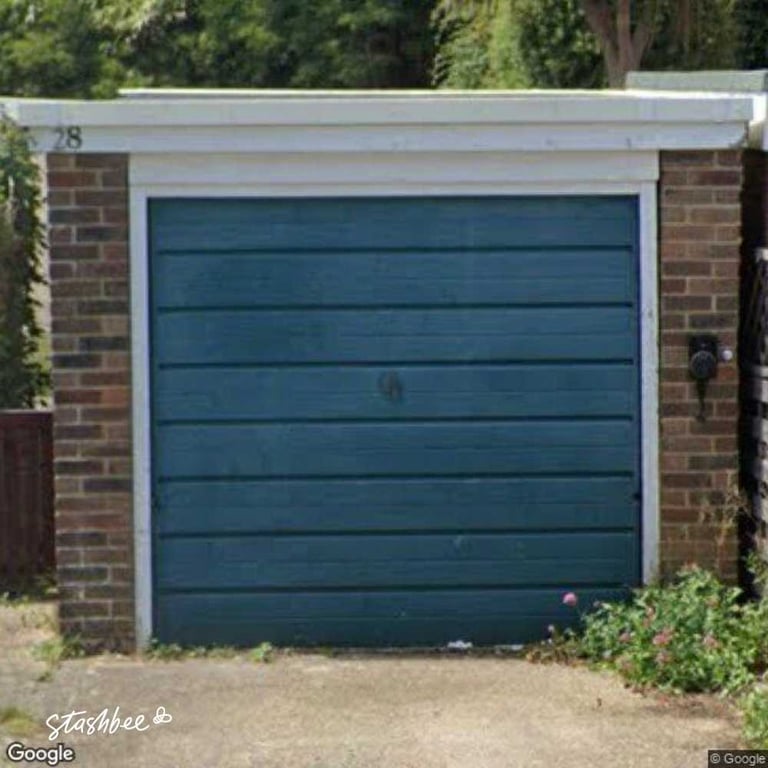 Fantastic 153 Sq Ft Garage available to rent in Worthing (BN12)