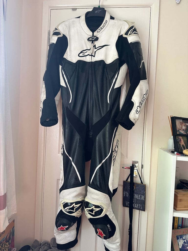 Alpine star full leather suit with GP tech under suit