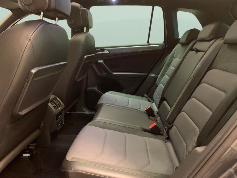 2020 Volkswagen Tiguan 1.5 TSI EVO R-Line Tech SUV 5dr Petrol DSG Euro 6 (s/s) (150 ps) - LED - H...