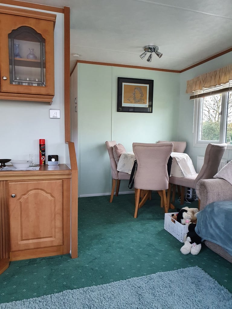 Willerby Salisbury Static Caravan 35 x 12 2 bedroom sited PRIVATE SALE