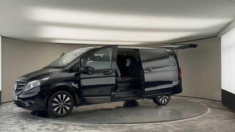 2022 Mercedes-Benz Vito 2.0 114 CDI SELECT Tourer Double Cab 5dr Diesel G-Tronic RWD L3 Euro 6 (s...