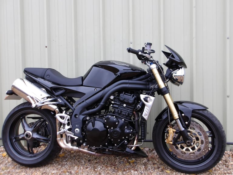 Triumph Speed Triple 1050, Absolutely Stunning & Only 3,356 Miles From New 