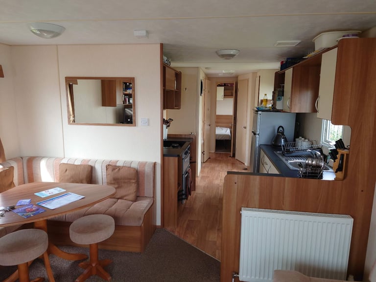 3 bedroom caravan to rent out of season - ideal for contractors or quiet breaks