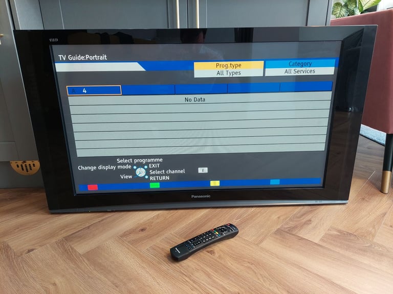 42" TV With Wall Bracket HDMI Ports and Built-in Freeview