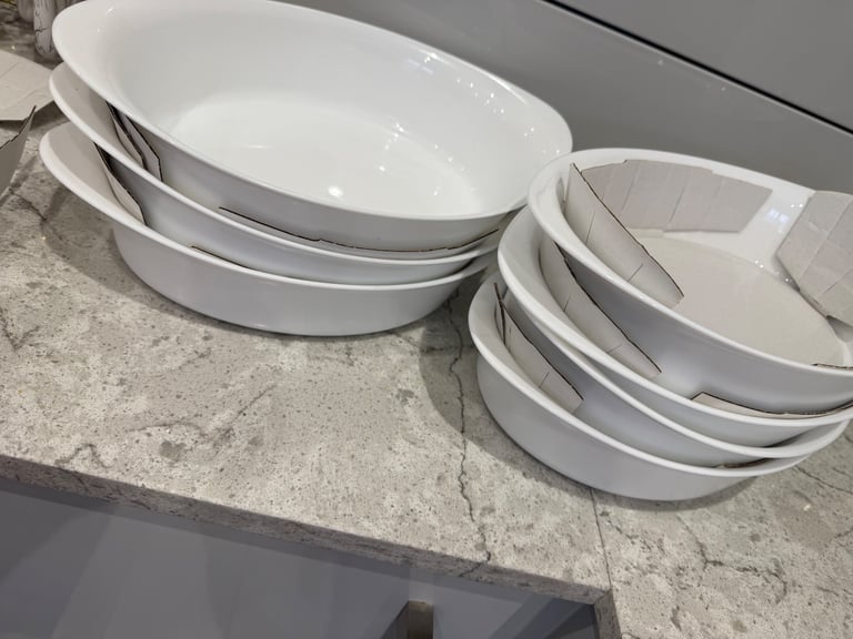 image for Dinner set for 12