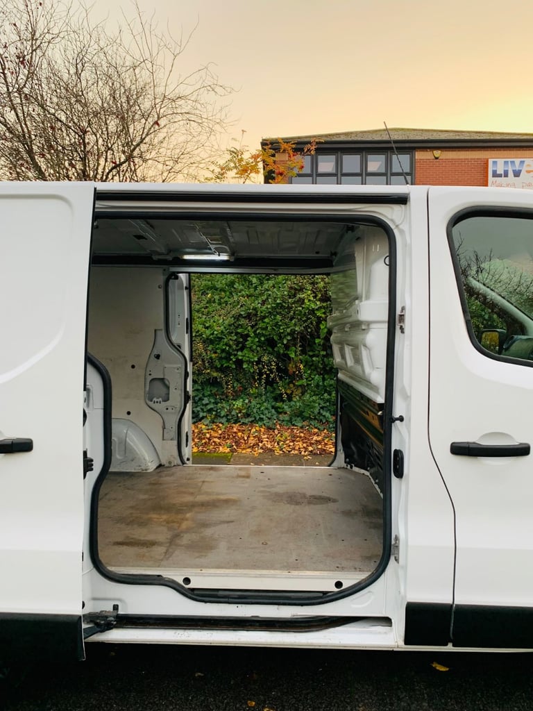 2014 1.6 CDTI EX BT VAUXHALL VIVARO VAN LOW 113000 MILES MOT till 8/2026 TRAFIC NV300 NO VAT
