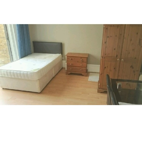 Studio To Rent Malwood Road, Clapham South SW12 8EN